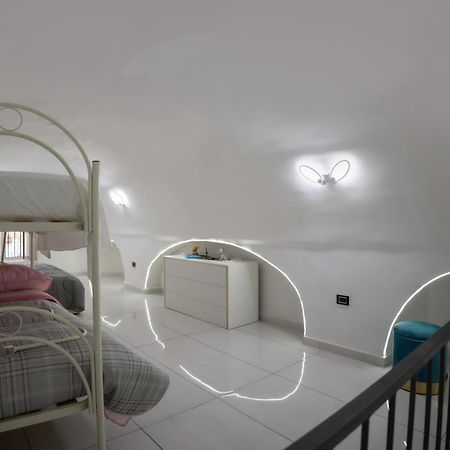 Royal Spaccanapoli Apartment Luaran gambar
